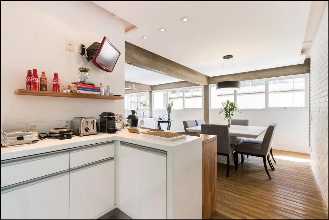Apartamento Ap. Espacoso, Aconchegante E Bem Localizado.