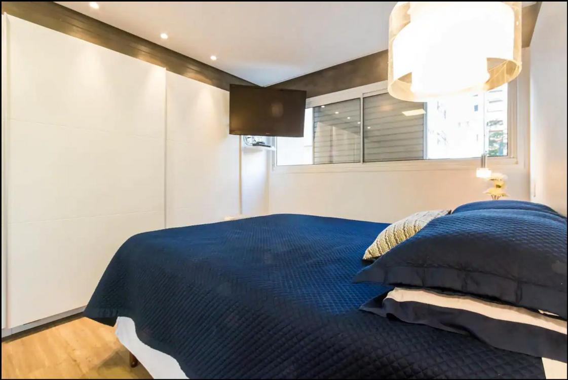 Apartamento Ap. Espacoso, Aconchegante E Bem Localizado. *